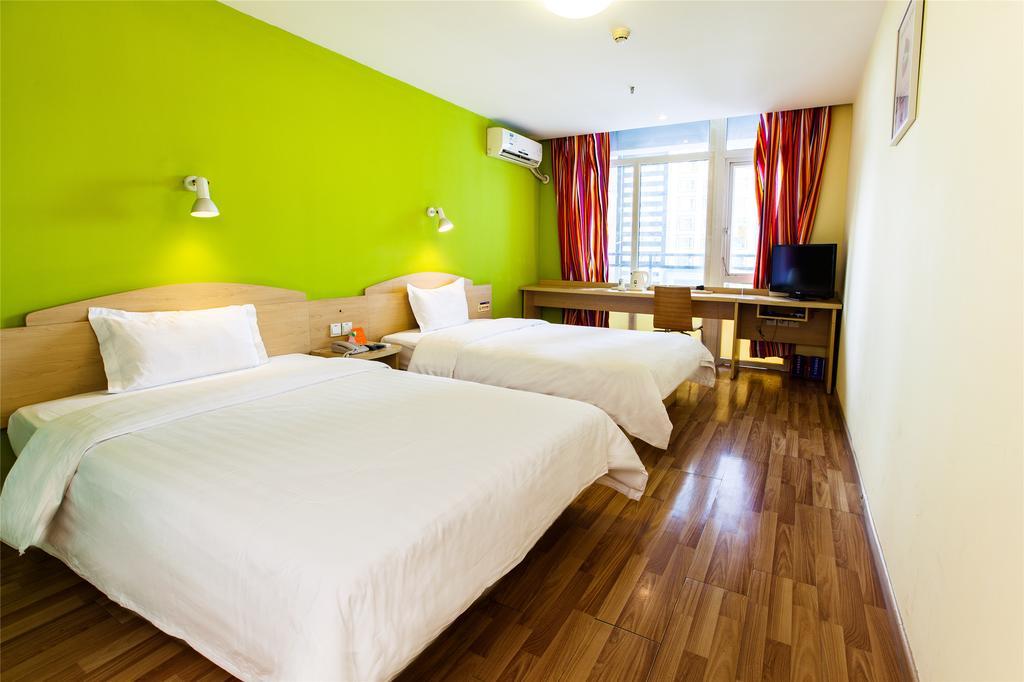 7Days Inn Guangzhou Jiaokou Subway Station 2Nd Room photo